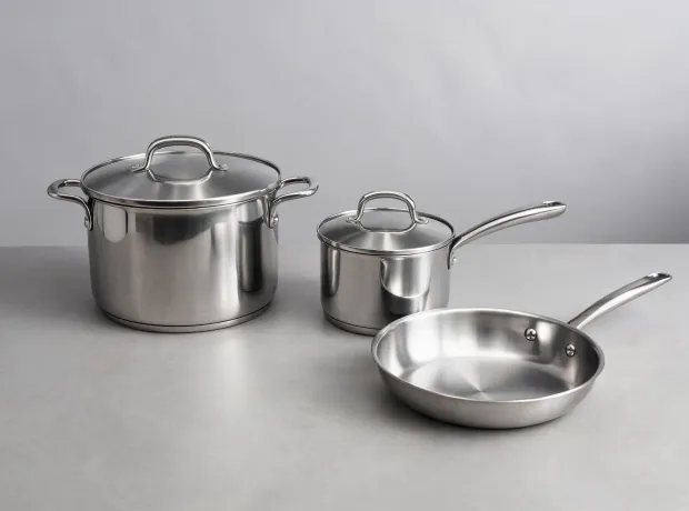 Stainless steel cookware set